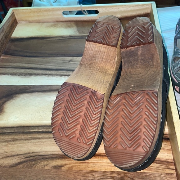 Sanita 9/EU39 wood clogs made in Portugal - Picture 5 of 10